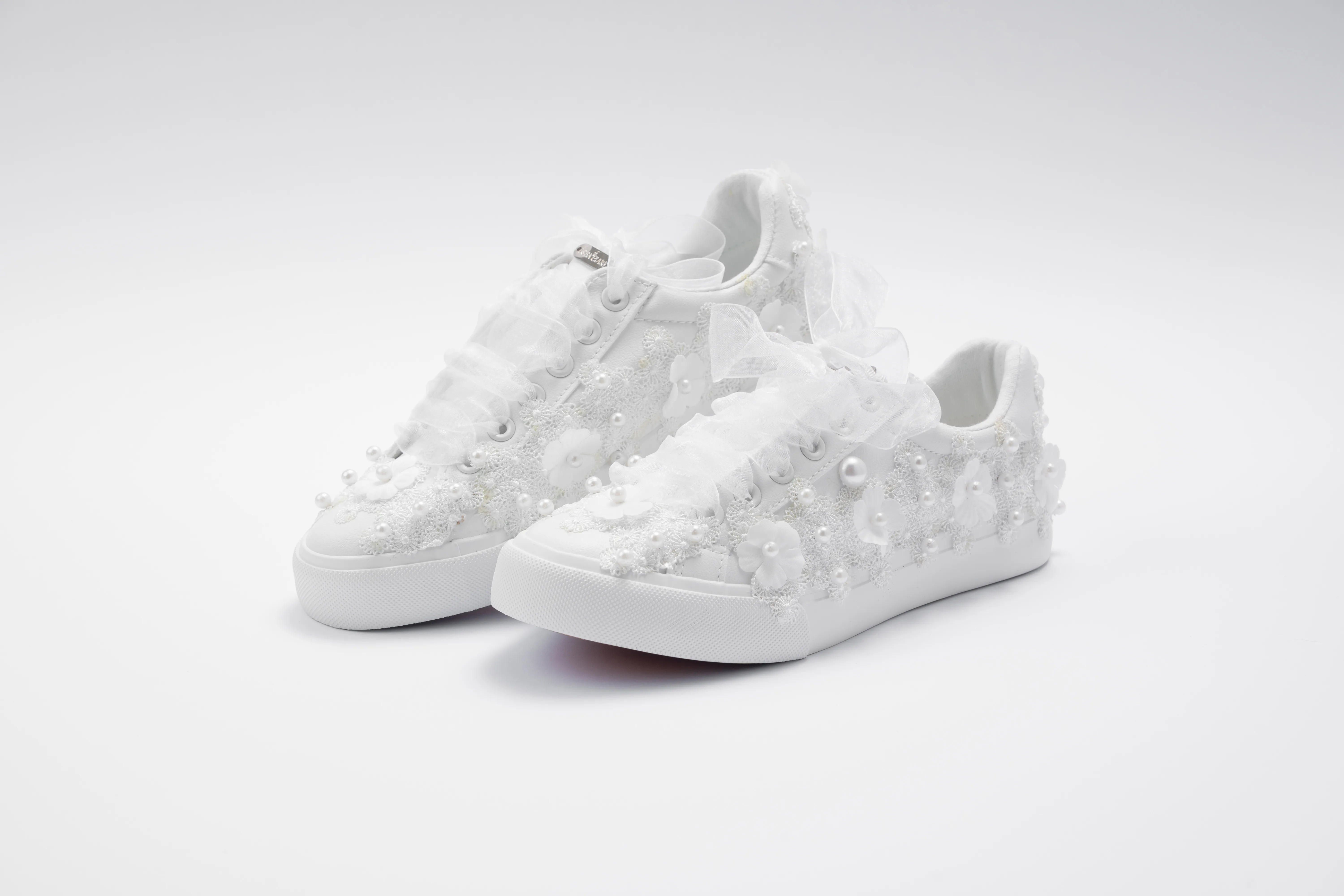 Tenis de Novia, Primera Comunión